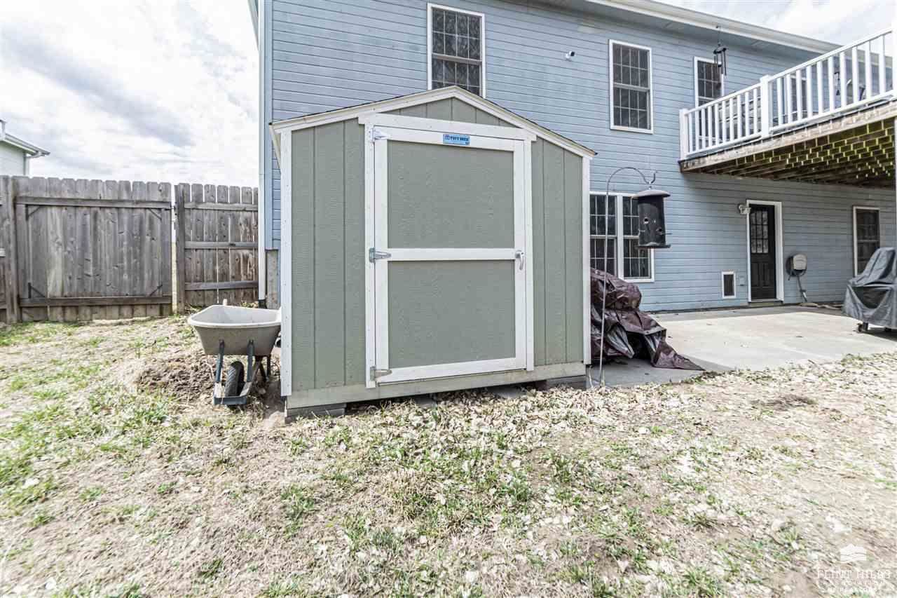 1337 Overbrooke Drive, Junction City, KS 66441