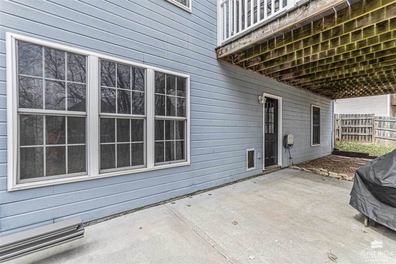 1337 Overbrooke Drive, Junction City, KS 66441