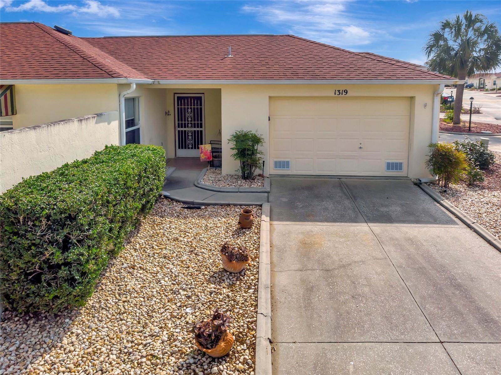 1319 Loma Lane, The Villages, FL 32159