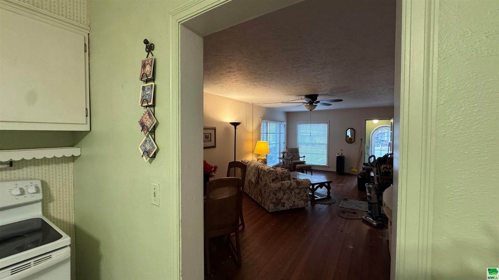326 Maple, Lawton, IA 51030