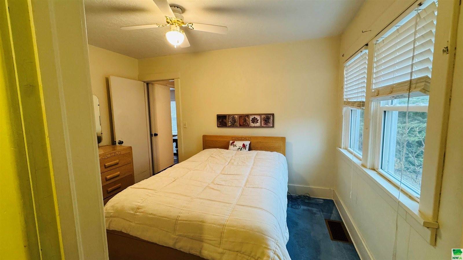 326 Maple, Lawton, IA 51030