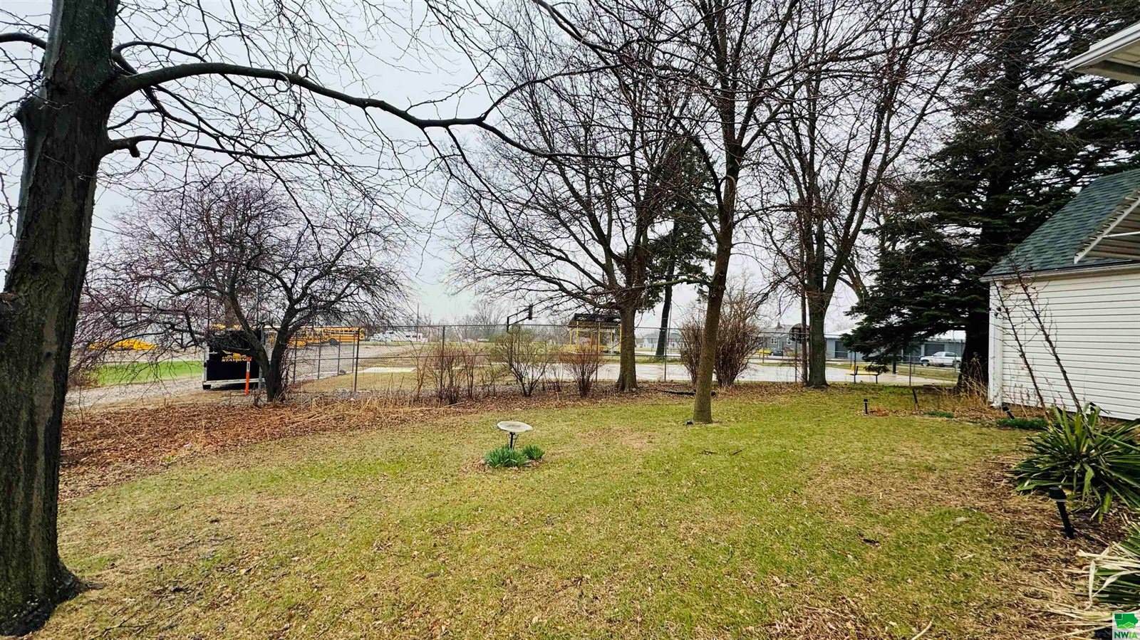 326 Maple, Lawton, IA 51030
