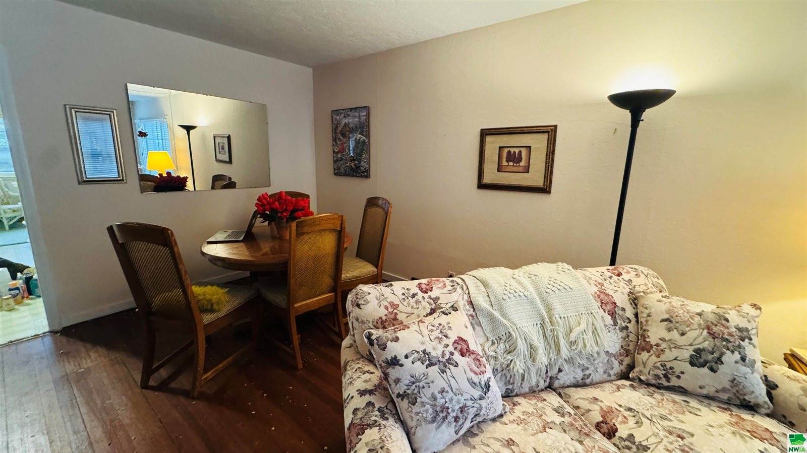 326 Maple, Lawton, IA 51030