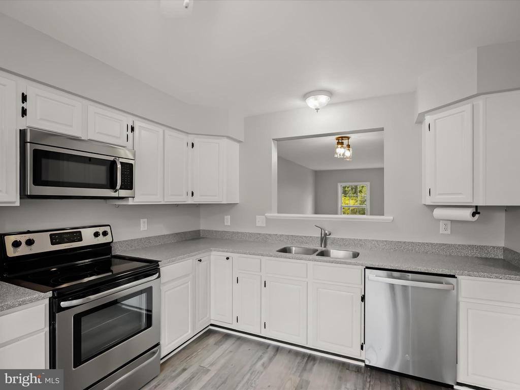 8628 Sanderling Drive, Manassas, VA 20110