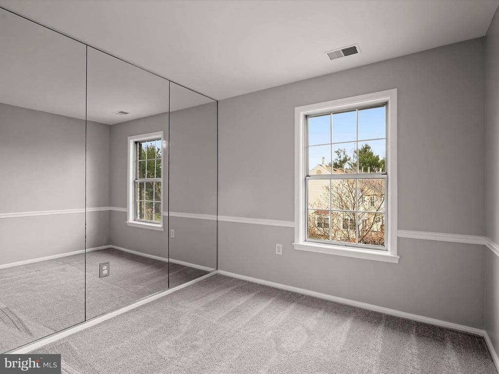 8628 Sanderling Drive, Manassas, VA 20110