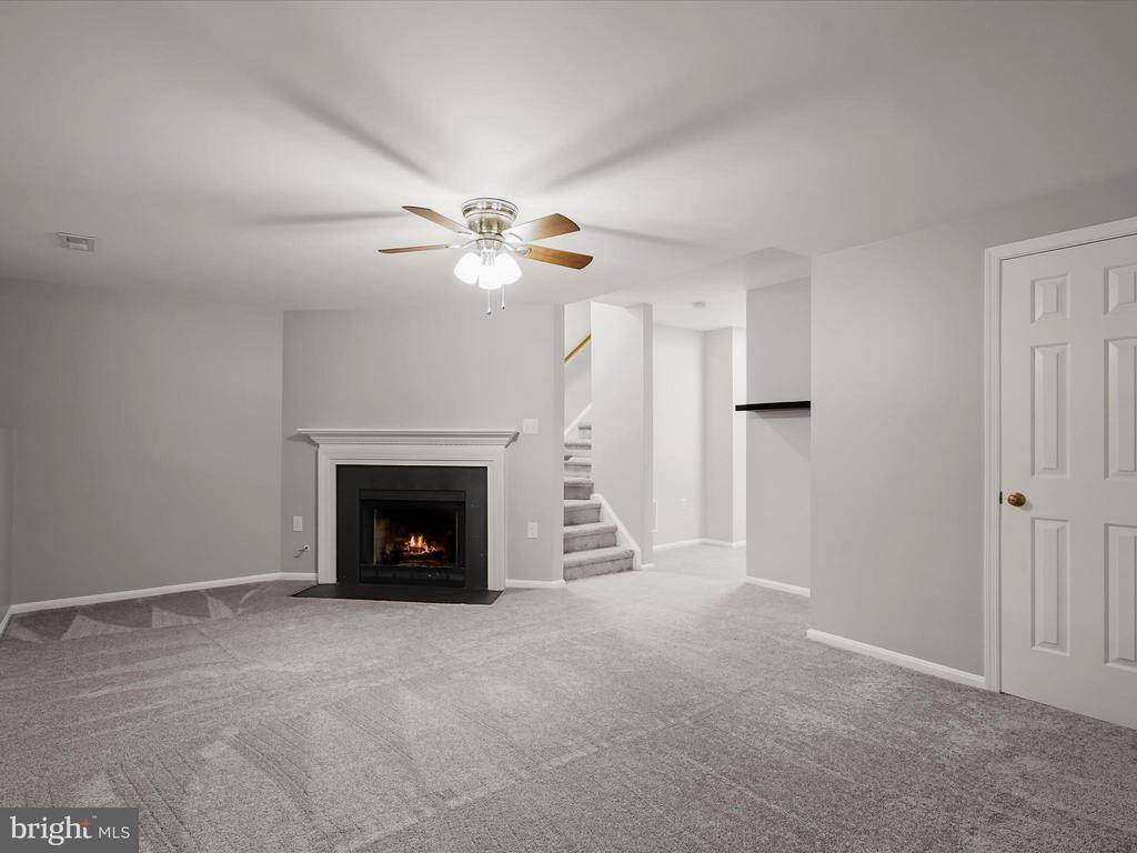 8628 Sanderling Drive, Manassas, VA 20110