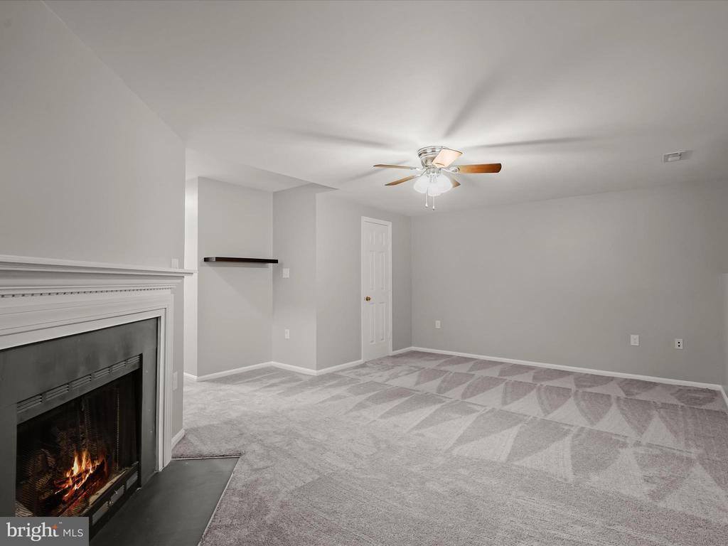 8628 Sanderling Drive, Manassas, VA 20110