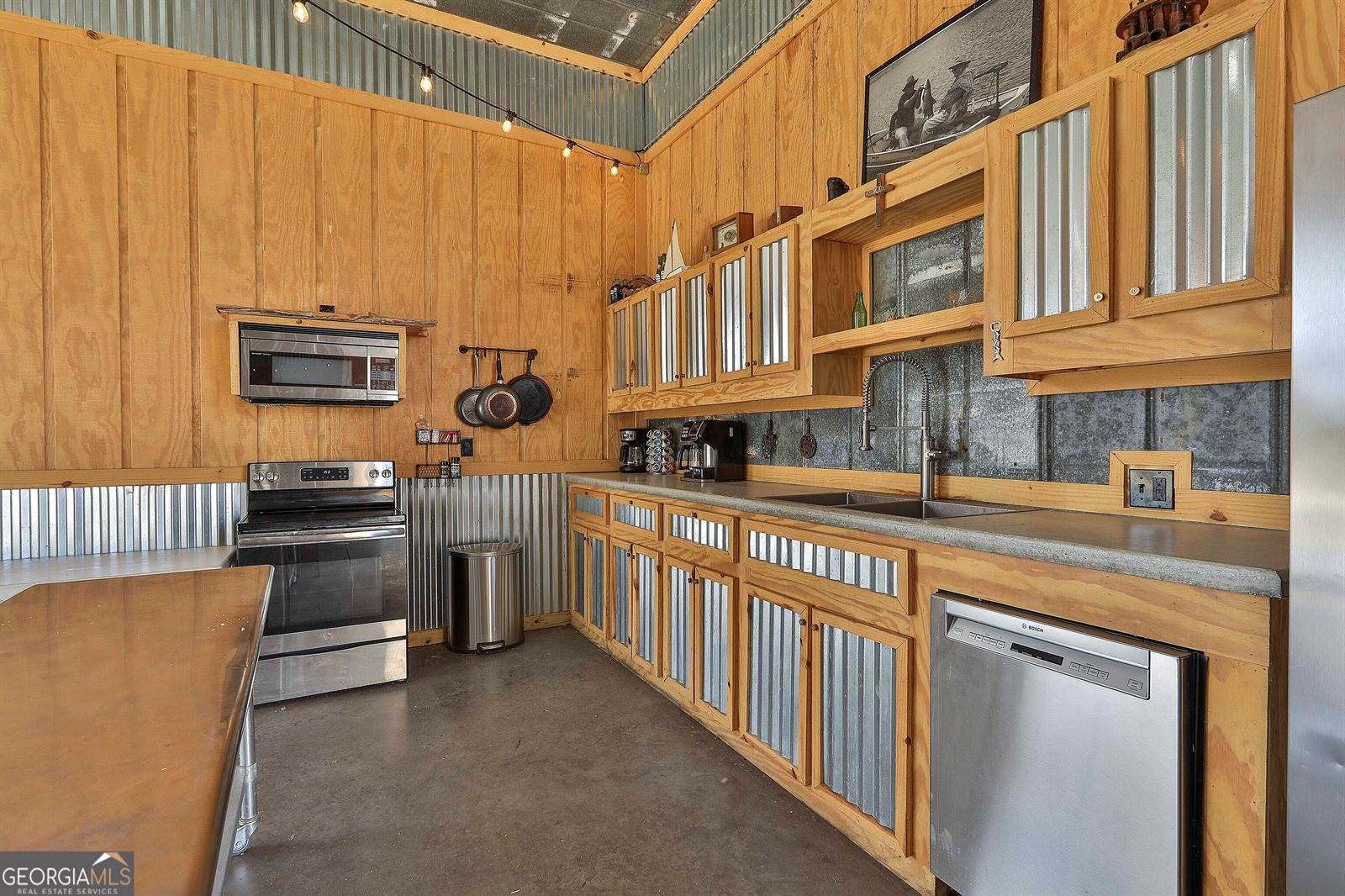 275 Mulberry Road, Molena, GA 30258