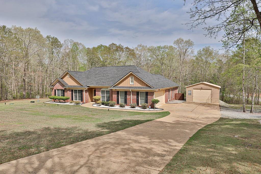523 Saddlebrook Trail, Ellerslie, GA 31807