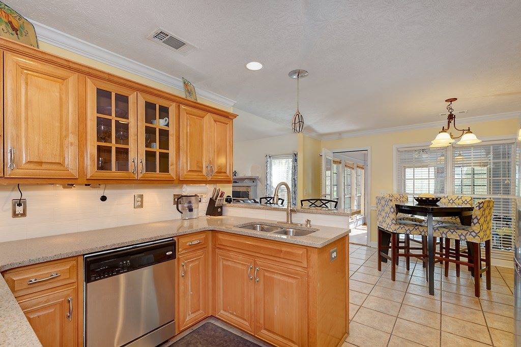 523 Saddlebrook Trail, Ellerslie, GA 31807