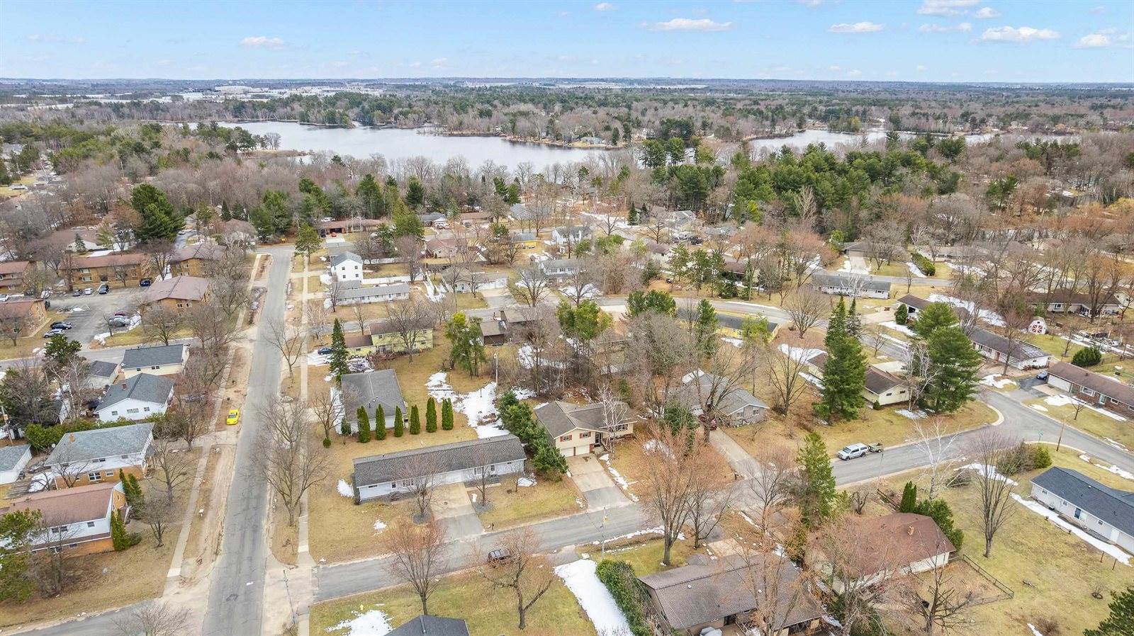 2911 Soo Marie Avenue, Stevens Point, WI 54481