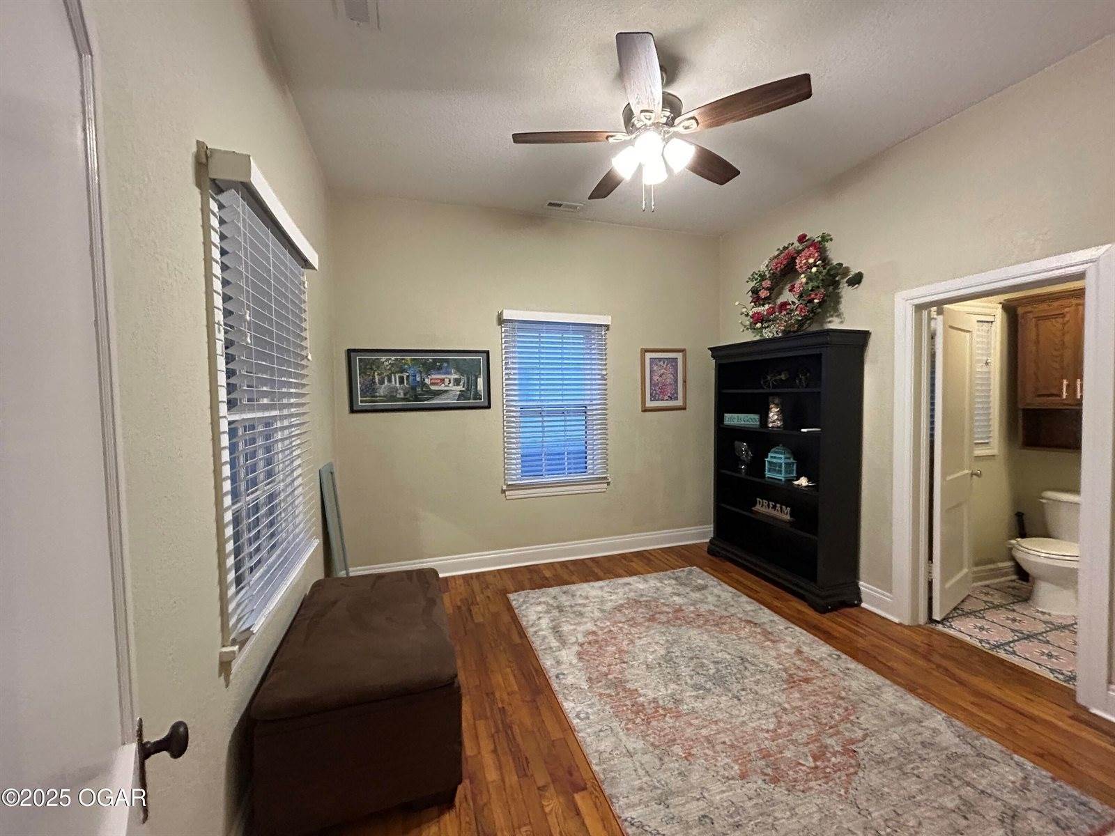 1434 South Main Street, Carthage, MO 64836