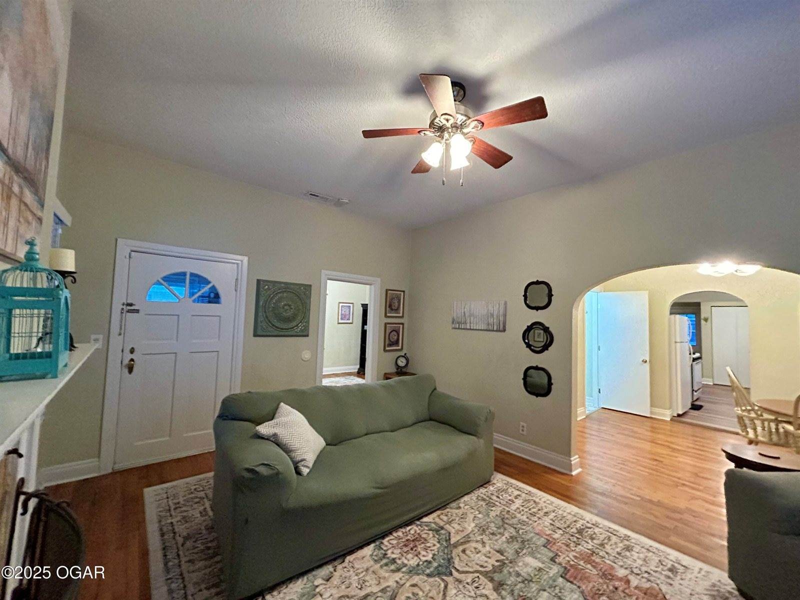 1434 South Main Street, Carthage, MO 64836