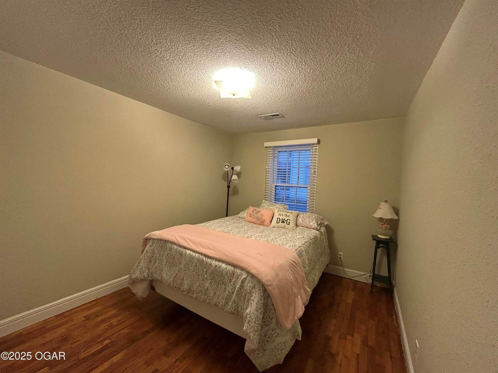 1434 South Main Street, Carthage, MO 64836