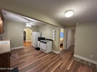 1434 South Main Street, Carthage, MO 64836