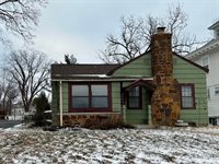 1434 South Main Street, Carthage, MO 64836