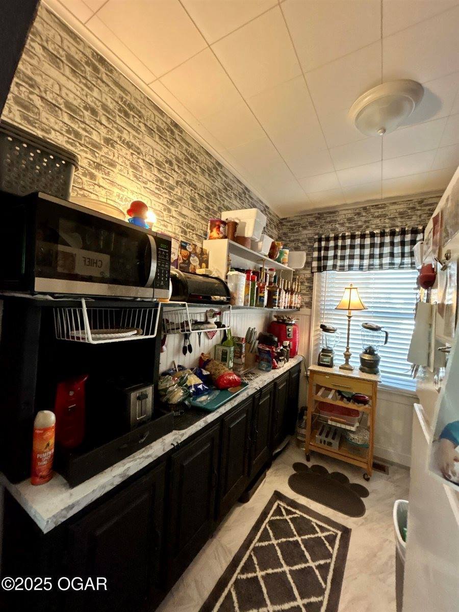 311 East Highland Avenue, Carthage, MO 64836