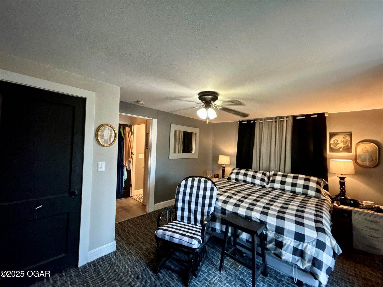 311 East Highland Avenue, Carthage, MO 64836