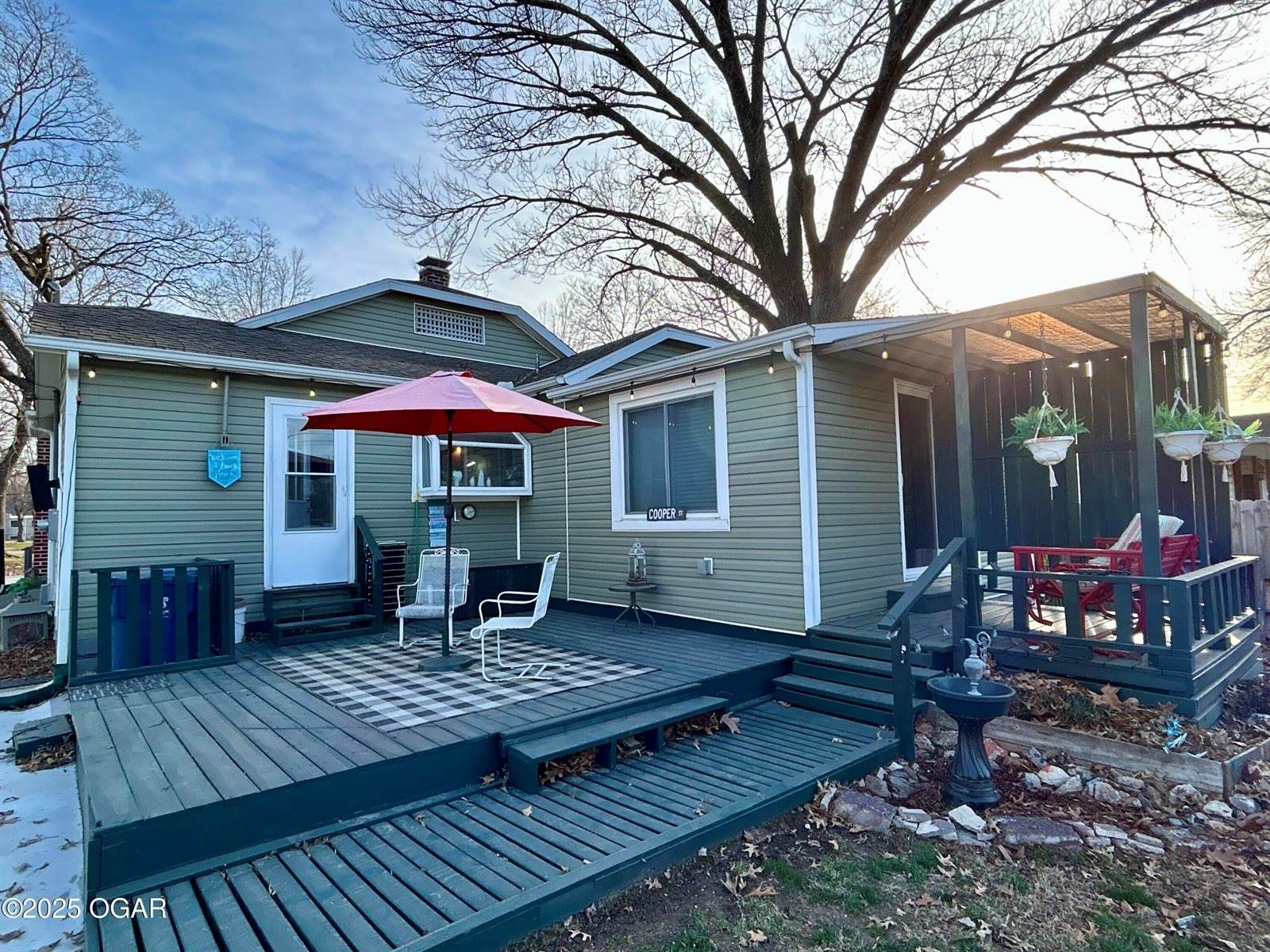 311 East Highland Avenue, Carthage, MO 64836