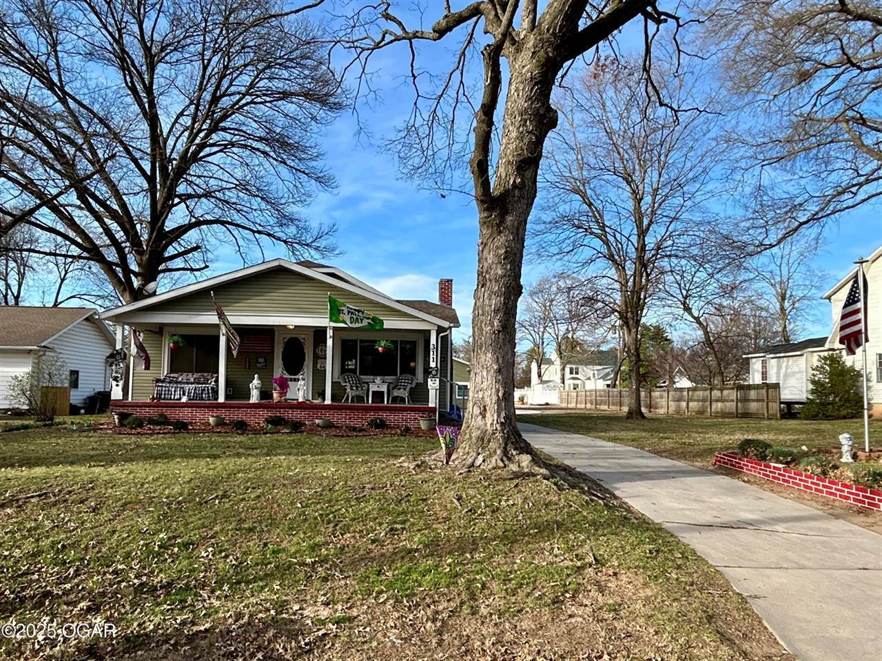 311 East Highland Avenue, Carthage, MO 64836