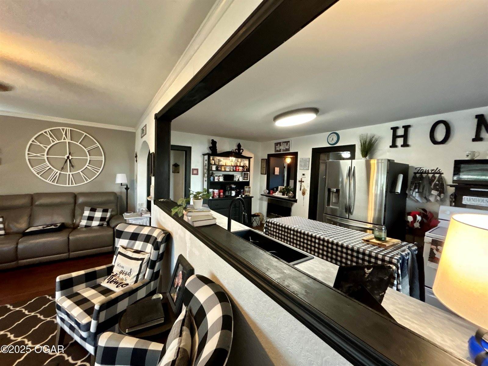 311 East Highland Avenue, Carthage, MO 64836