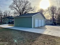 311 East Highland Avenue, Carthage, MO 64836