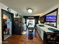 311 East Highland Avenue, Carthage, MO 64836