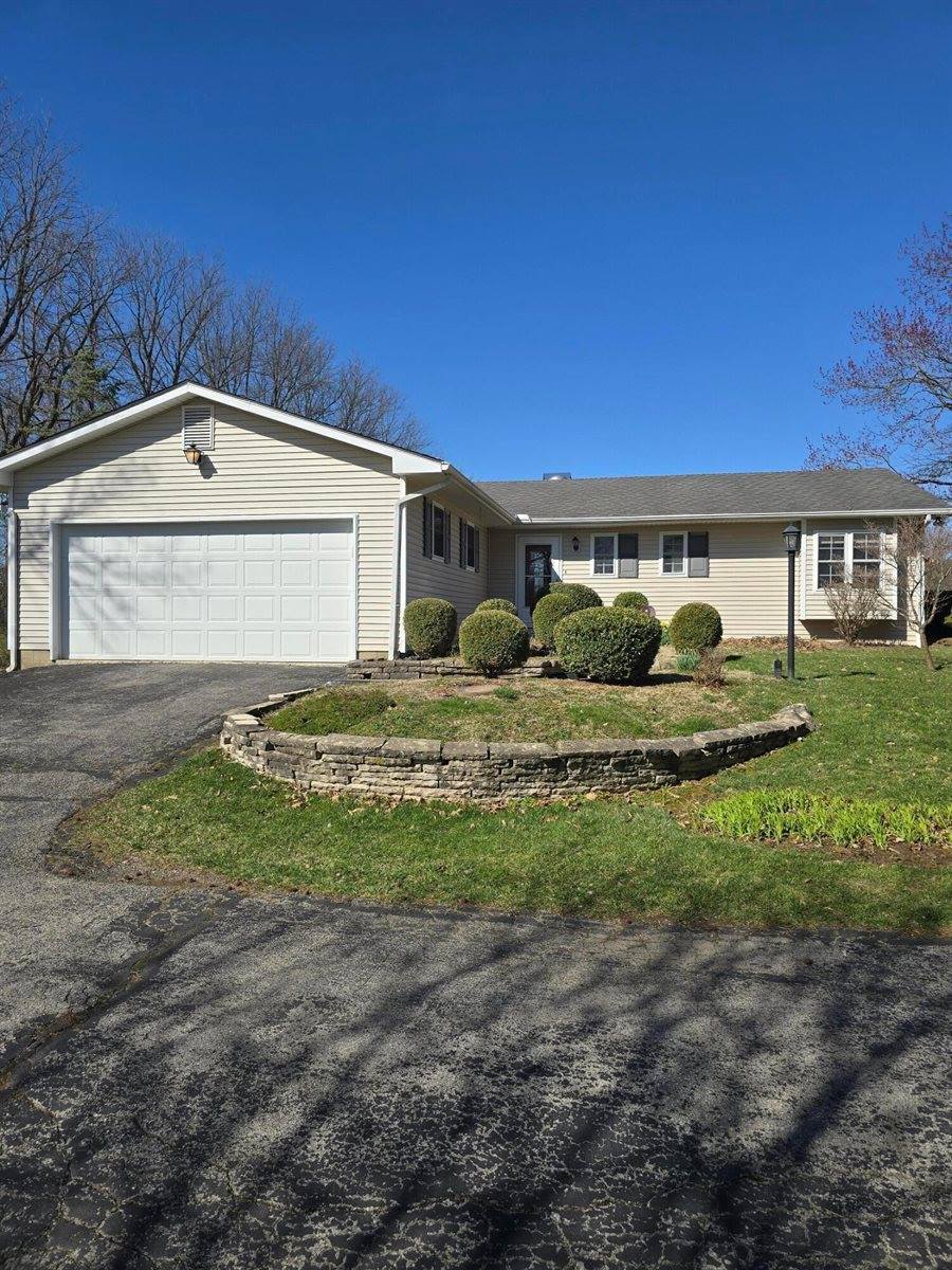 135 Kensington Drive, Delaware, OH 43015