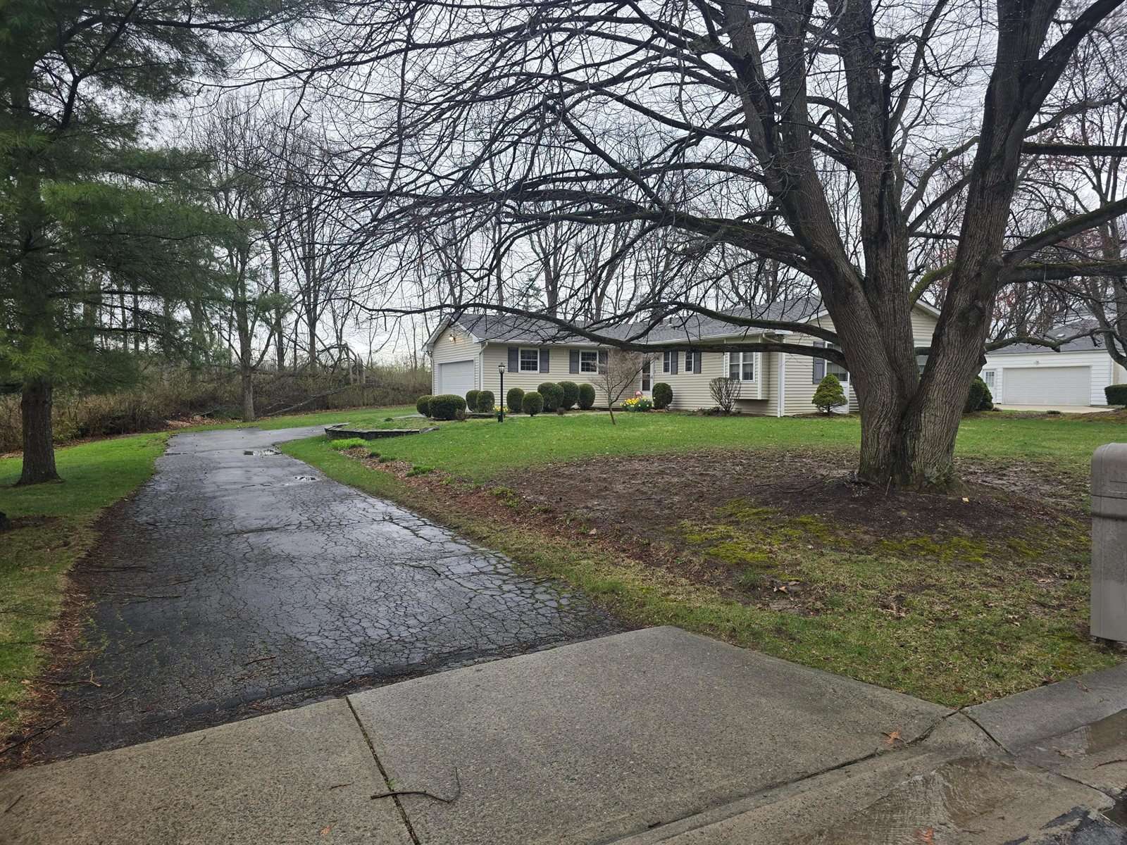 135 Kensington Drive, Delaware, OH 43015