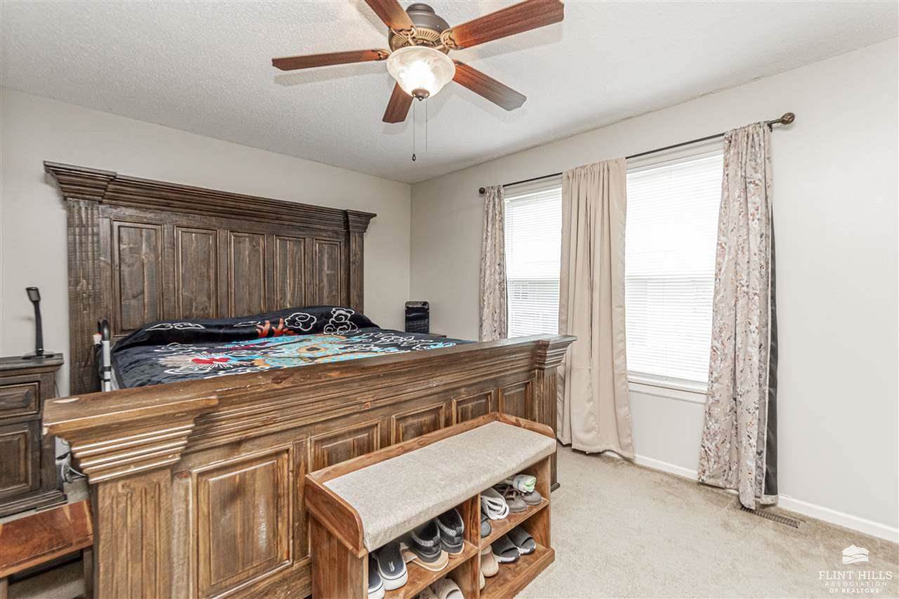 915 Whitetail Court, Junction City, KS 66441