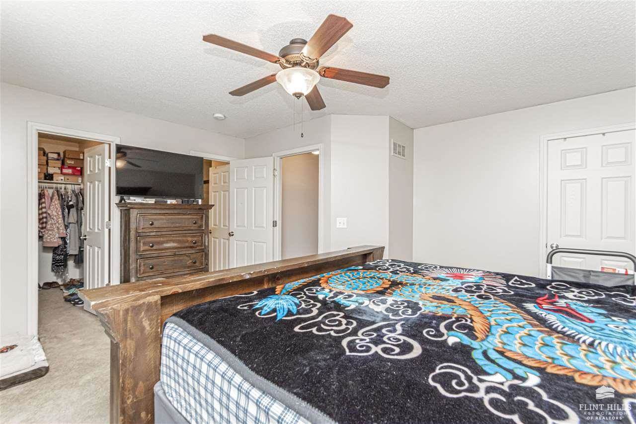 915 Whitetail Court, Junction City, KS 66441