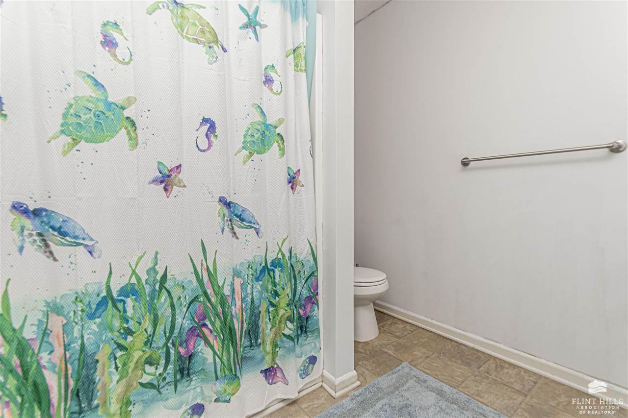 915 Whitetail Court, Junction City, KS 66441