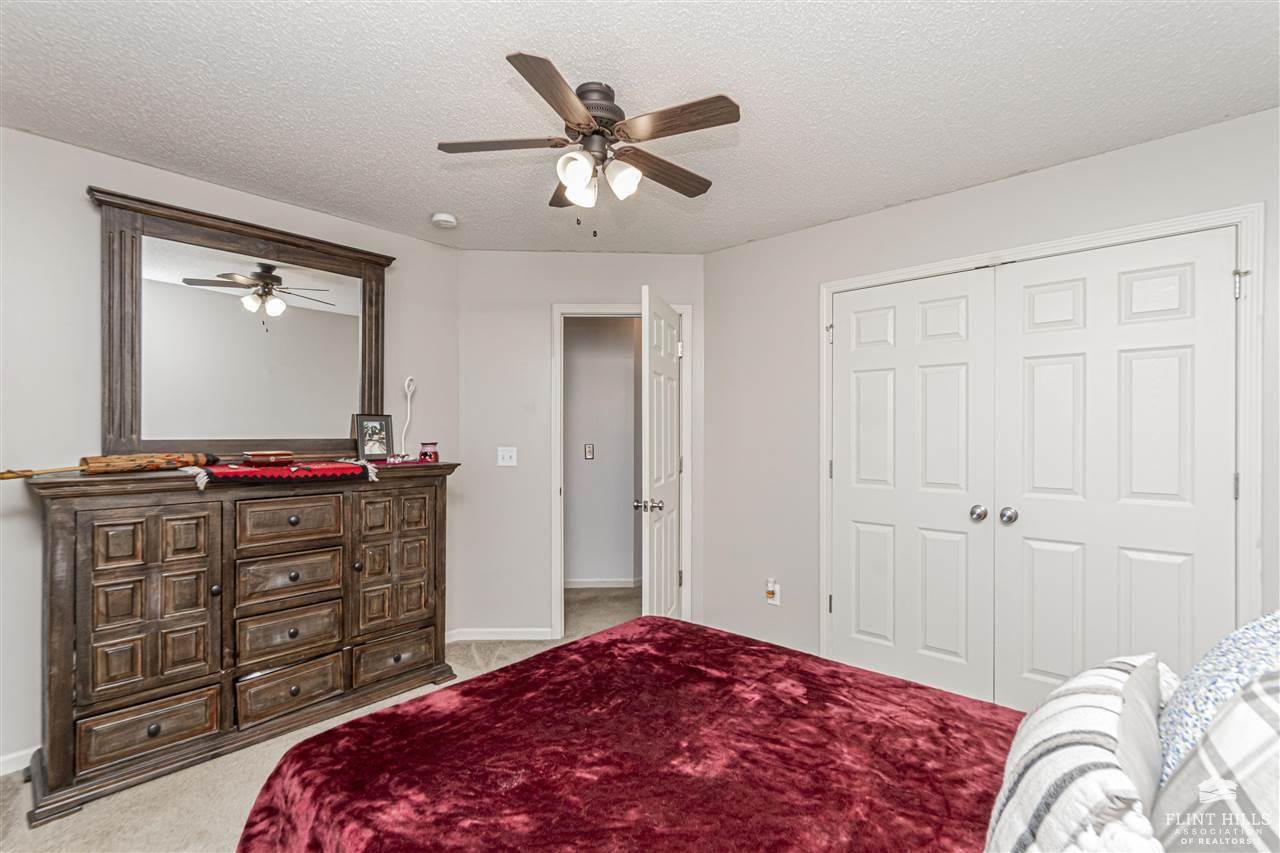 915 Whitetail Court, Junction City, KS 66441