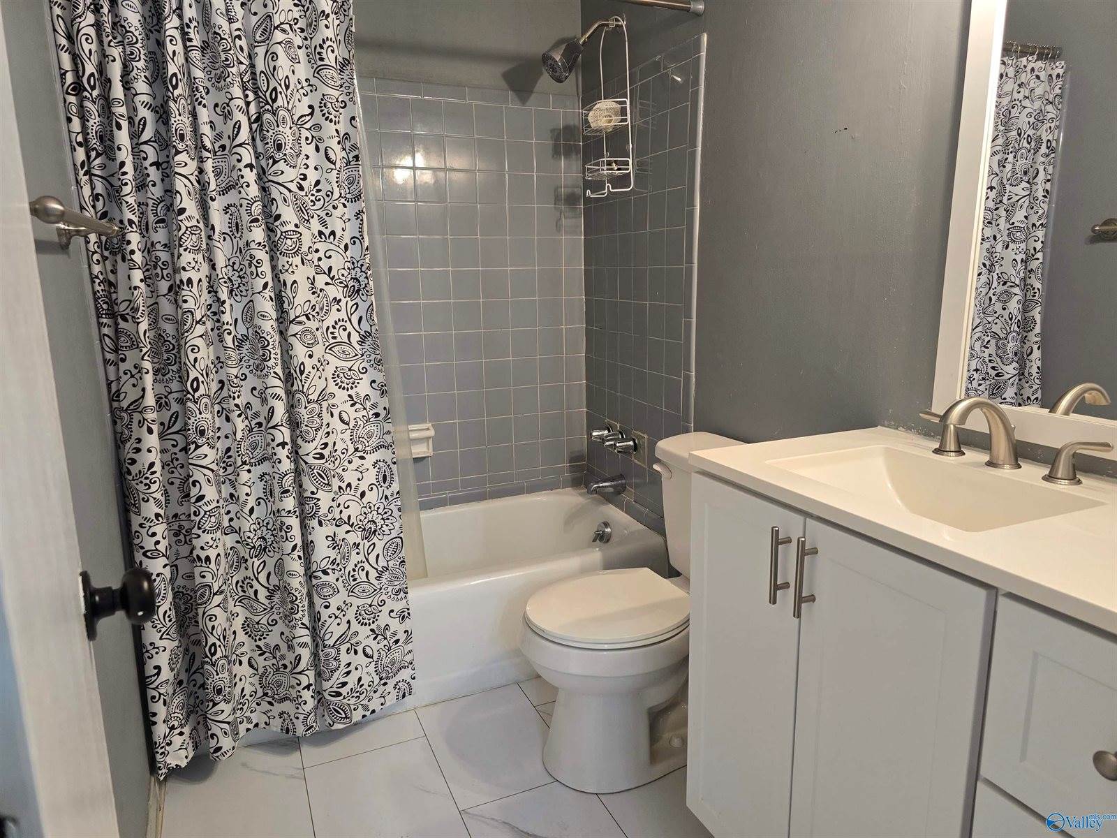 2014 Colony Drive, Huntsville, AL 35802