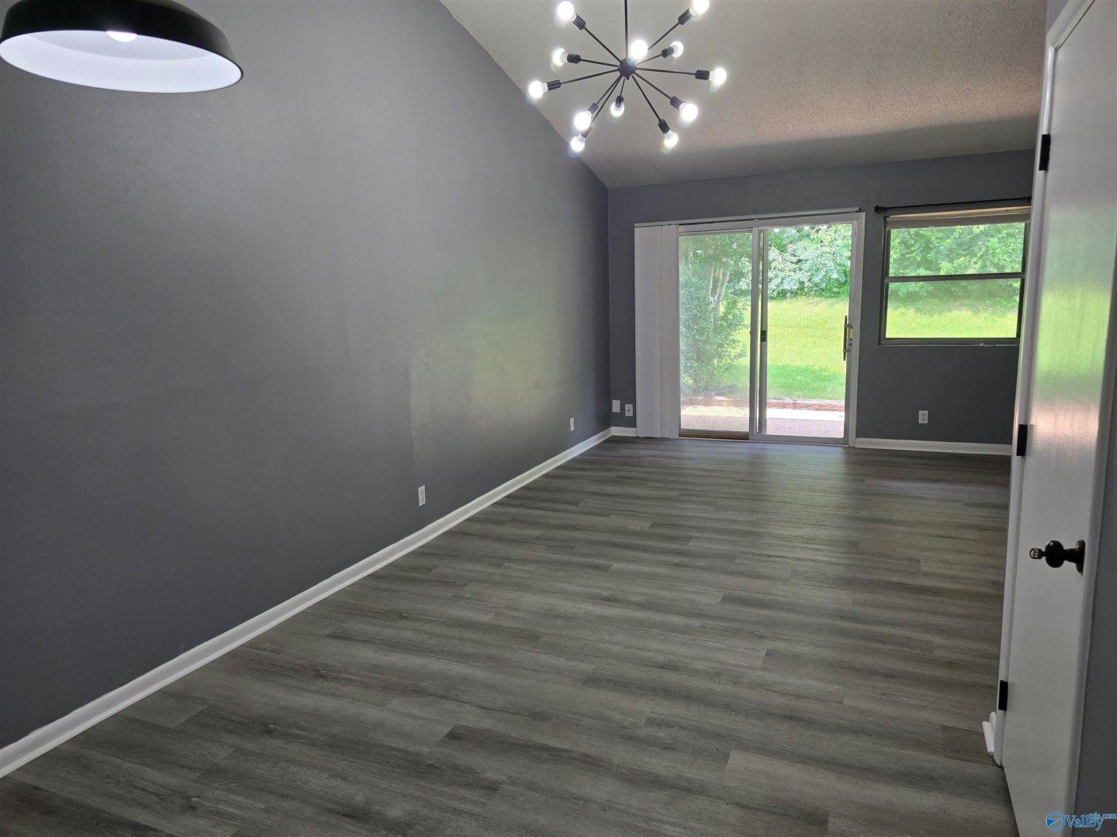 2014 Colony Drive, Huntsville, AL 35802