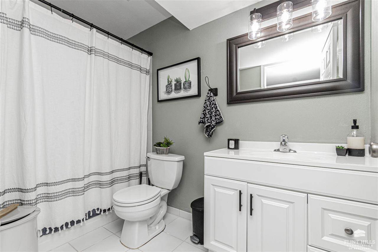 321 West 13th Street, Junction City, KS 66441