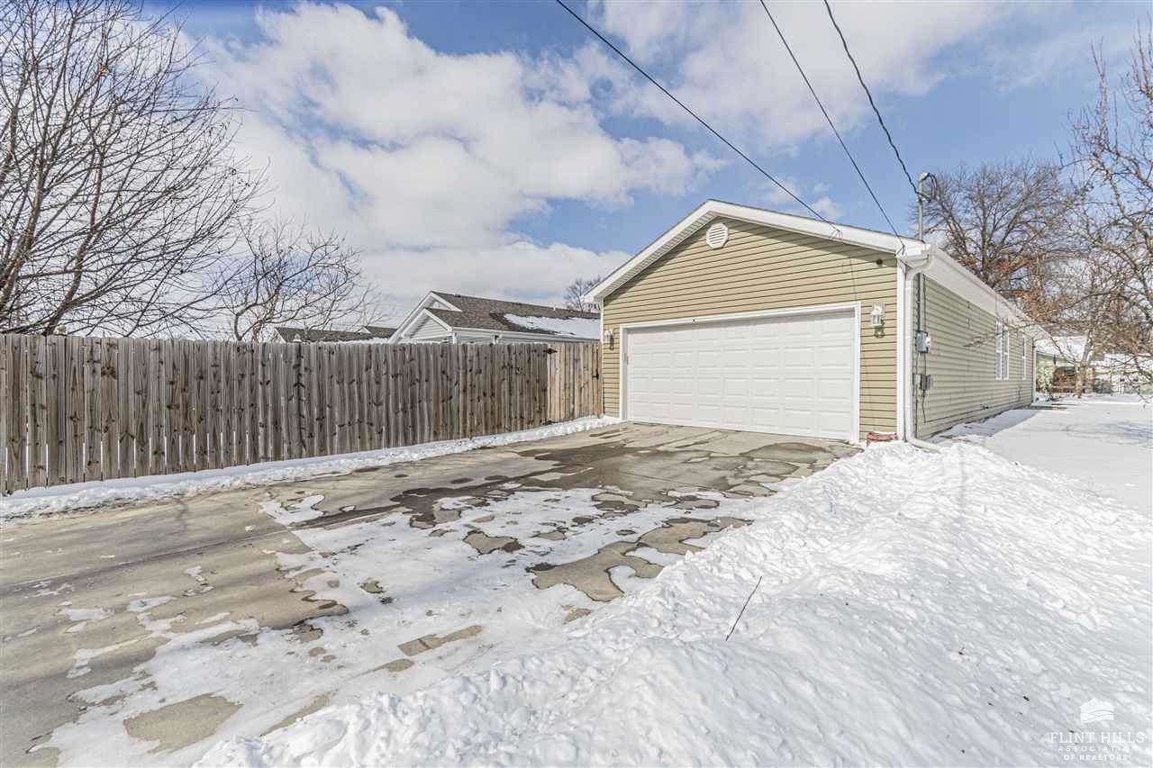 321 West 13th Street, Junction City, KS 66441