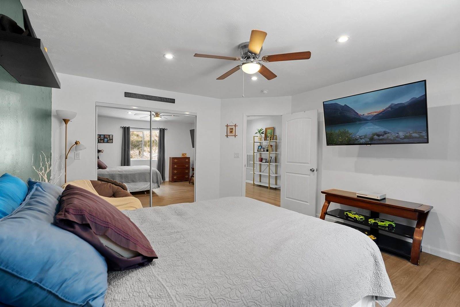 682 Latigo Lane, Bigfork, MT 59911