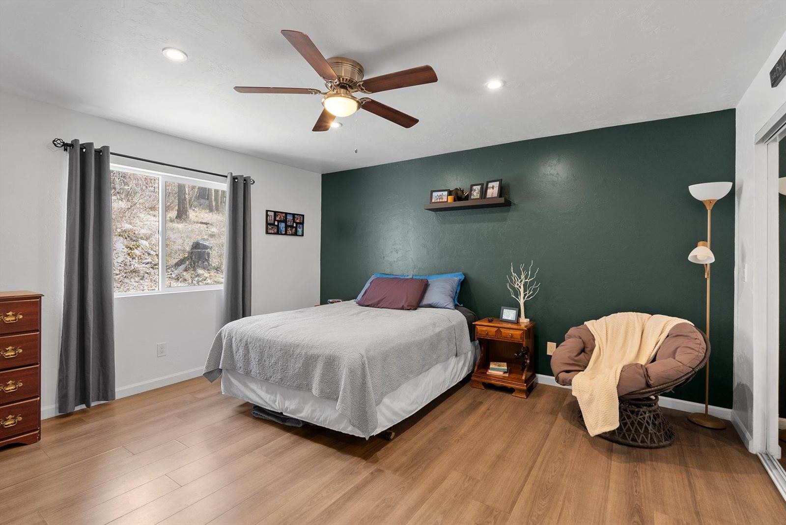 682 Latigo Lane, Bigfork, MT 59911