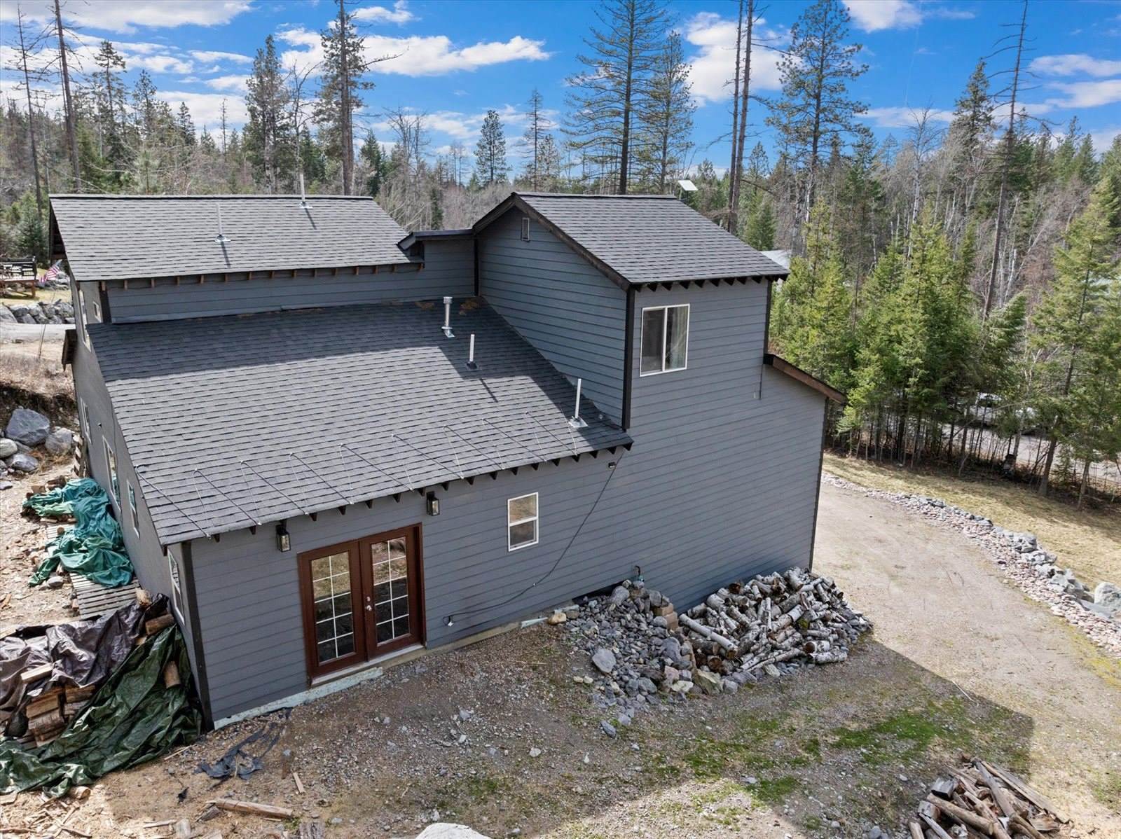 682 Latigo Lane, Bigfork, MT 59911