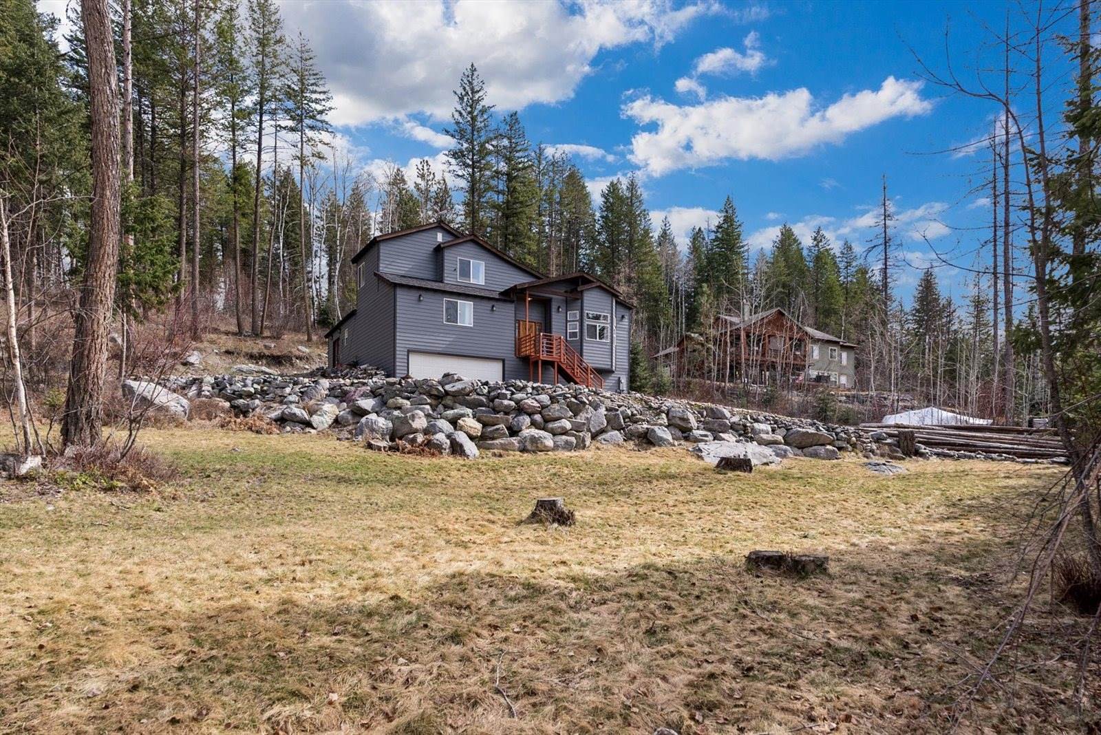 682 Latigo Lane, Bigfork, MT 59911