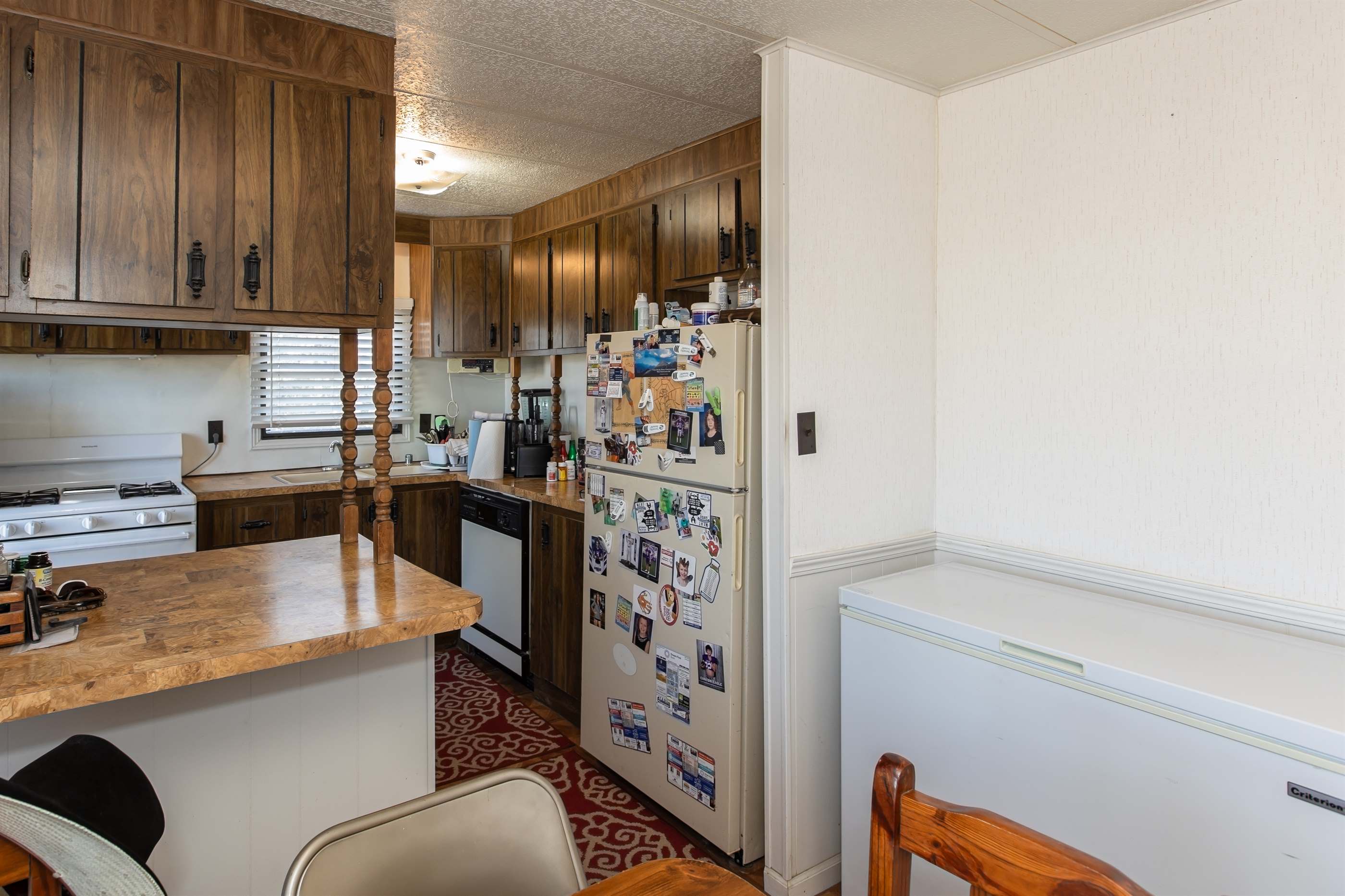 6477 N Road N, Ulysses, KS 67880