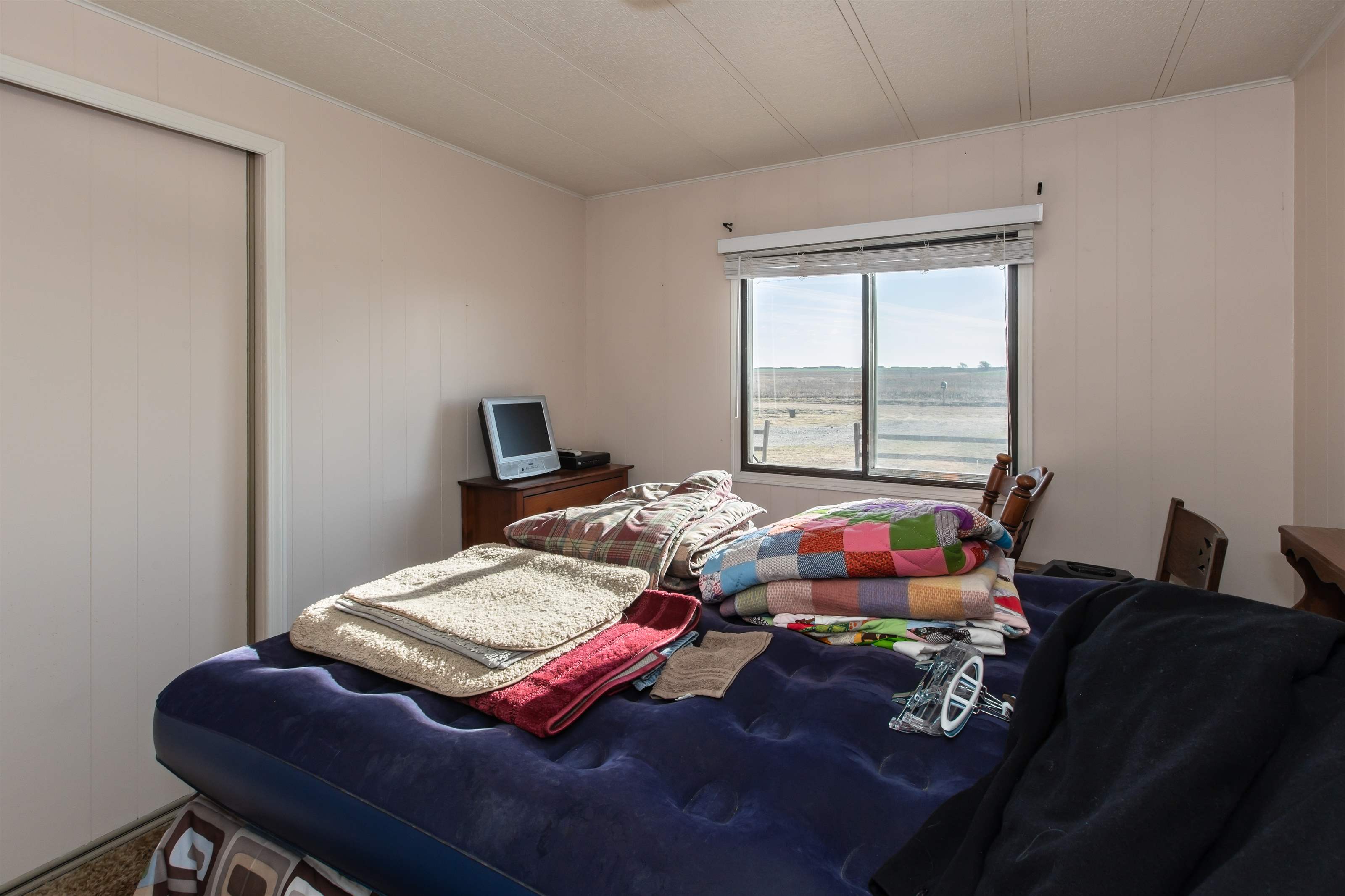 6477 N Road N, Ulysses, KS 67880