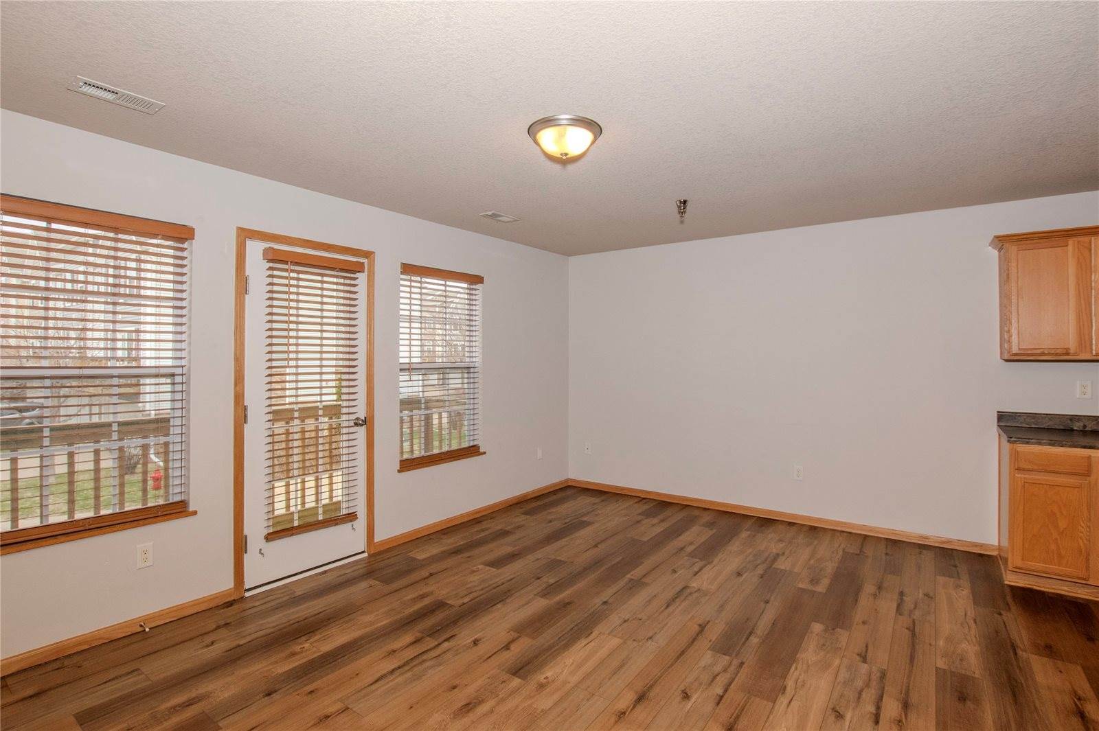2150 NE 18th Street, #116, Grimes, IA 50111