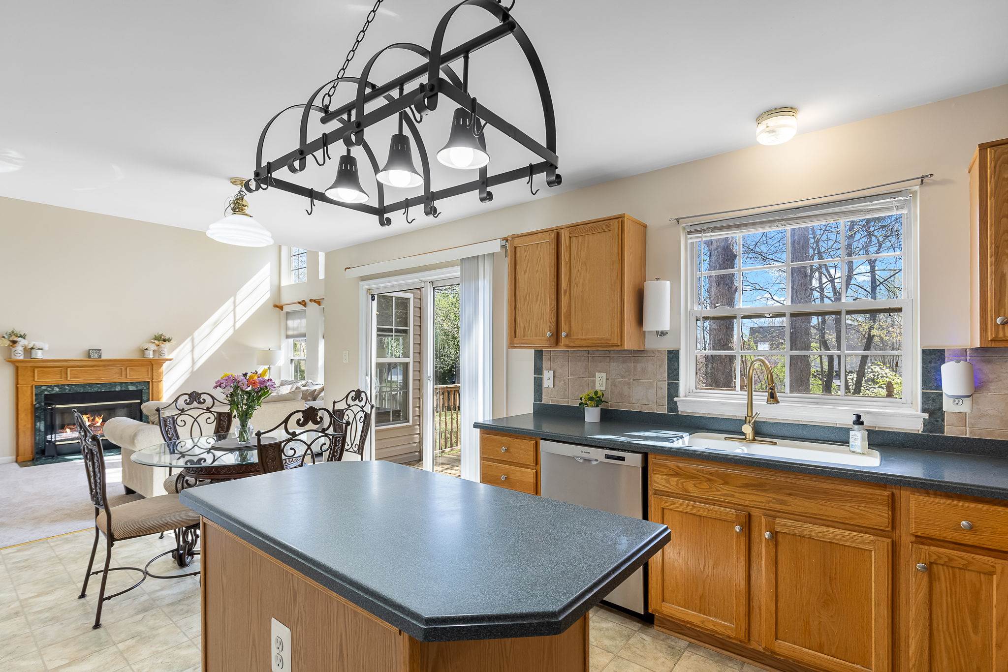 9 Jade Dr, Fredericksburg, VA 22406