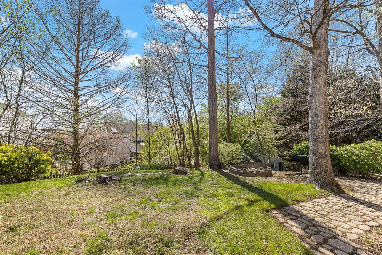 9 Jade Dr, Fredericksburg, VA 22406