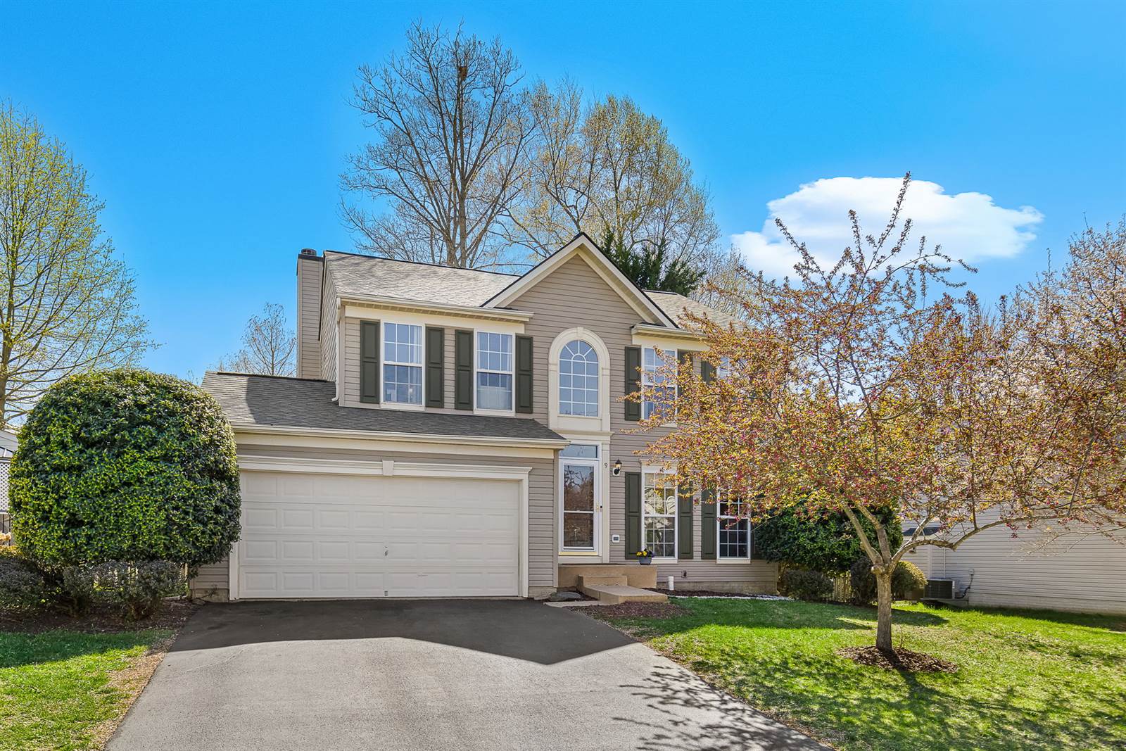 9 Jade Dr, Fredericksburg, VA 22406