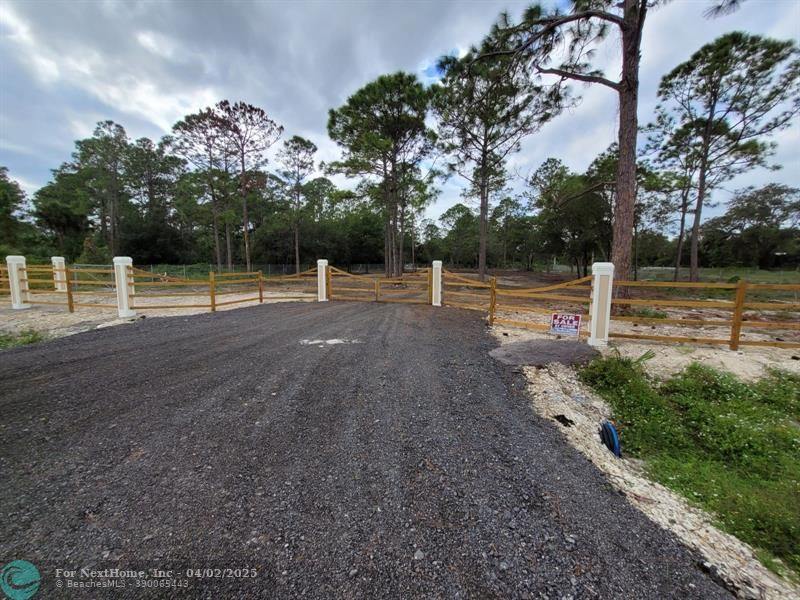 610 S Quebrada Street, Clewiston, FL 33440