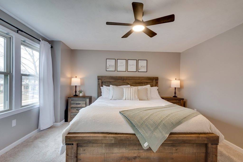 118 County, Attleboro, MA 02703