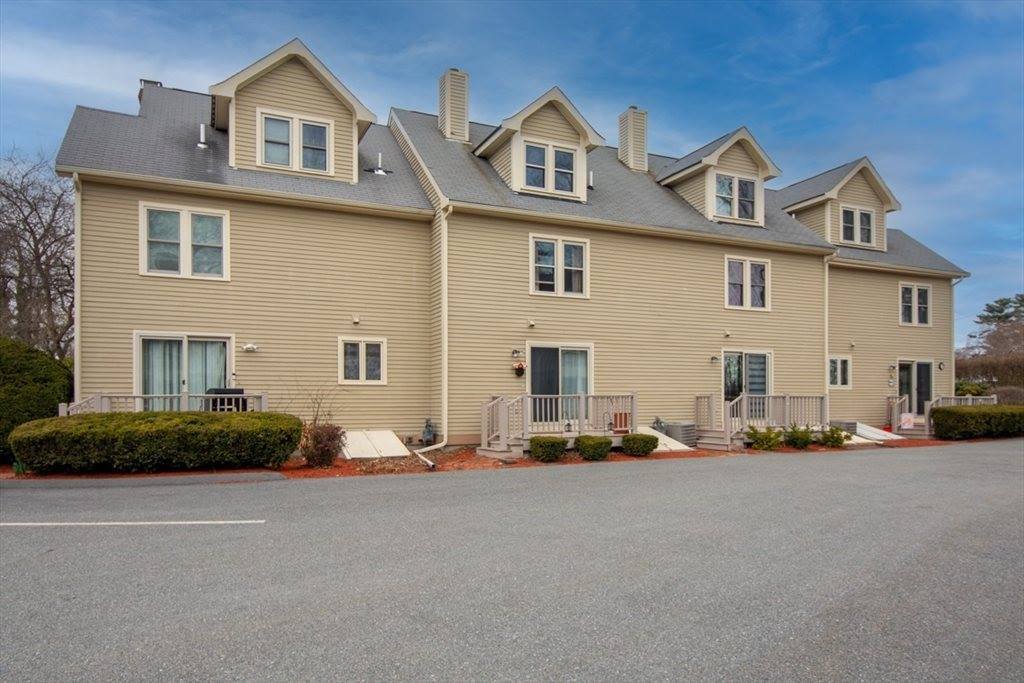 118 County, Attleboro, MA 02703